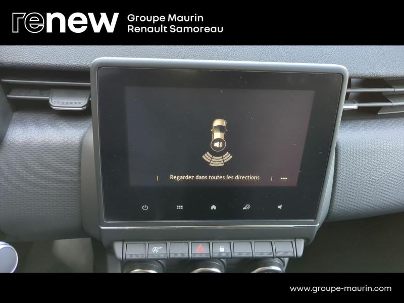 Photo 13 de l’annonce de RENAULT Clio d’occasion à vendre à SAMOREAU