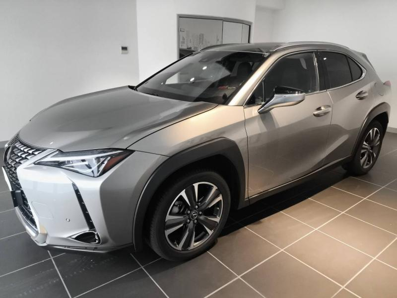 Photo 6 de l’annonce de LEXUS UX d’occasion à vendre à AUBIÈRE