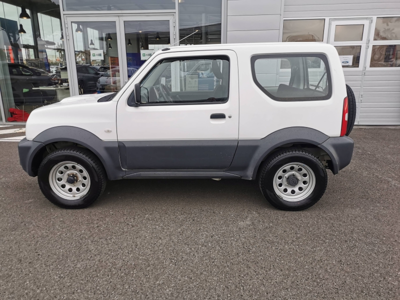 Photo 10 de l’annonce de SUZUKI Jimny d’occasion à vendre à DRAGUIGNAN