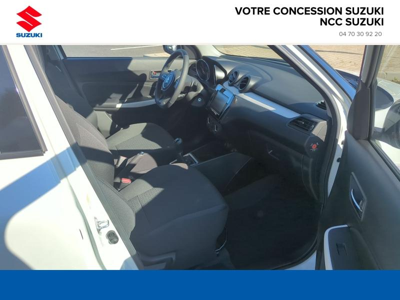 Photo 10 de l’annonce de SUZUKI Swift d’occasion à vendre à BELLERIVE-SUR-ALLIER