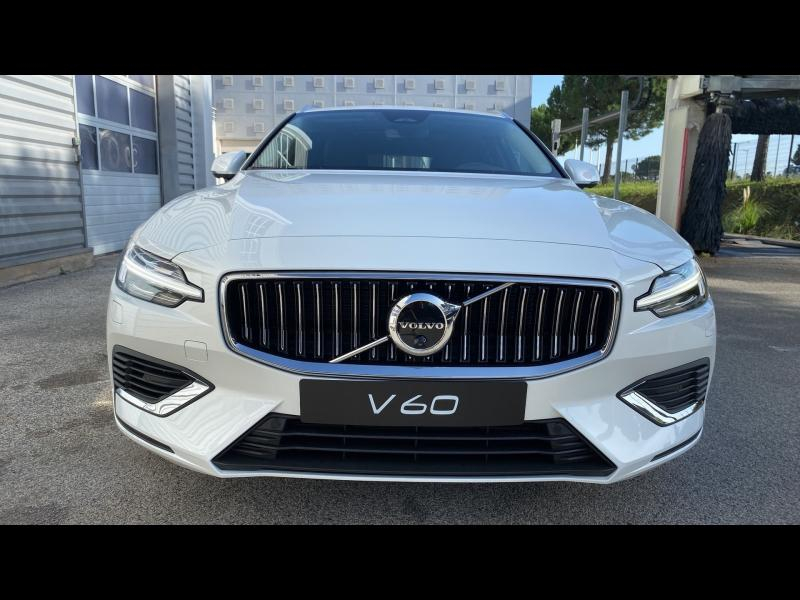 Photo 10 de l’annonce de VOLVO V60 d’occasion à vendre à FRÉJUS