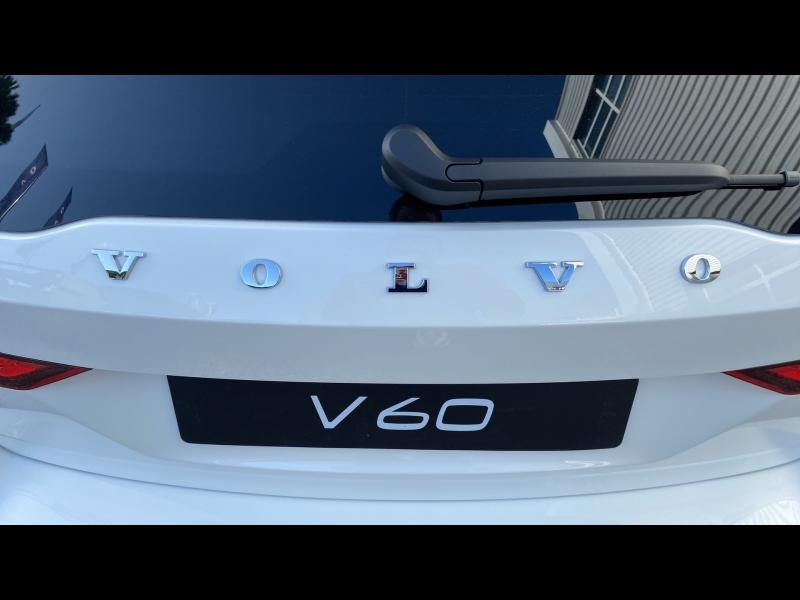 Photo 19 de l’annonce de VOLVO V60 d’occasion à vendre à FRÉJUS