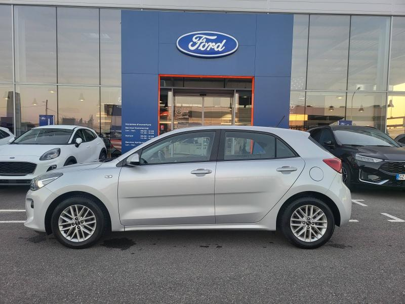 Photo 11 de l’annonce de KIA Rio d’occasion à vendre à FRÉJUS