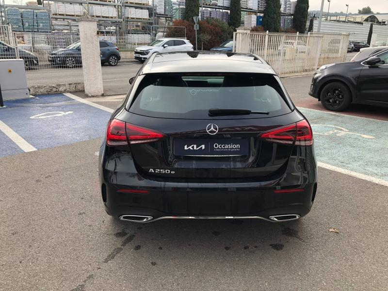 Photo 6 de l’annonce de MERCEDES-BENZ Classe A d’occasion à vendre à AIX-EN-PROVENCE