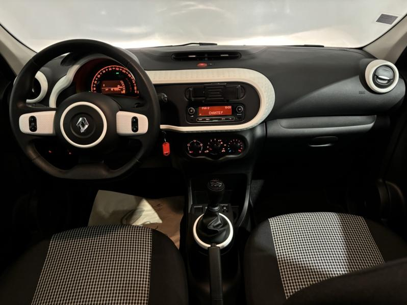 Photo 10 de l’annonce de RENAULT Twingo d’occasion à vendre à CHENNEVIÈRES-SUR-MARNE