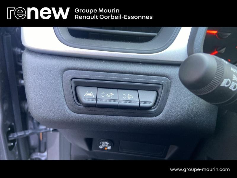 Photo 17 de l’annonce de RENAULT Captur d’occasion à vendre à CORBEIL-ESSONNES