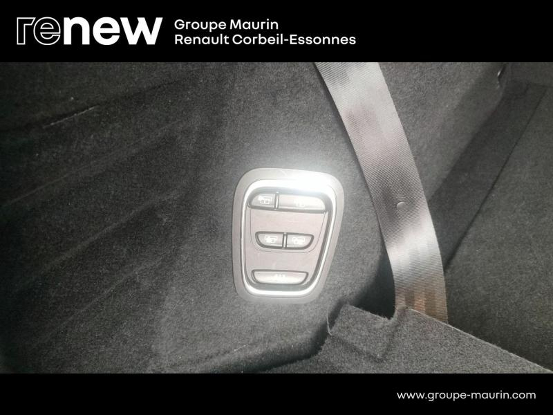 Photo 20 de l’annonce de RENAULT Grand Scenic d’occasion à vendre à CORBEIL-ESSONNES