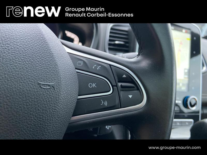 Photo 16 de l’annonce de RENAULT Grand Scenic d’occasion à vendre à CORBEIL-ESSONNES