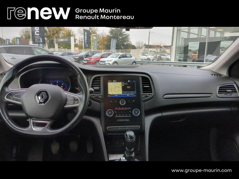 Photo 8 de l’annonce de RENAULT Megane Estate d’occasion à vendre à VARENNES SUR SEINE