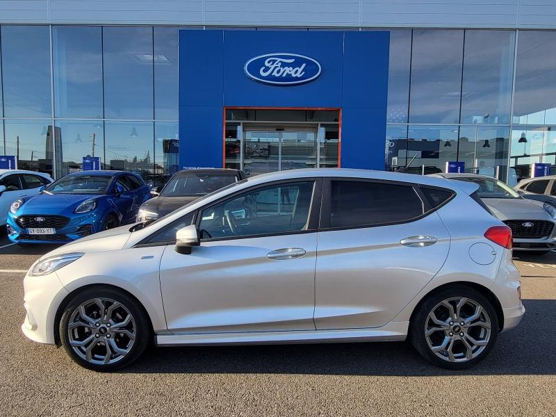 Photo 10 de l’annonce de FORD Fiesta d’occasion à vendre à FRÉJUS