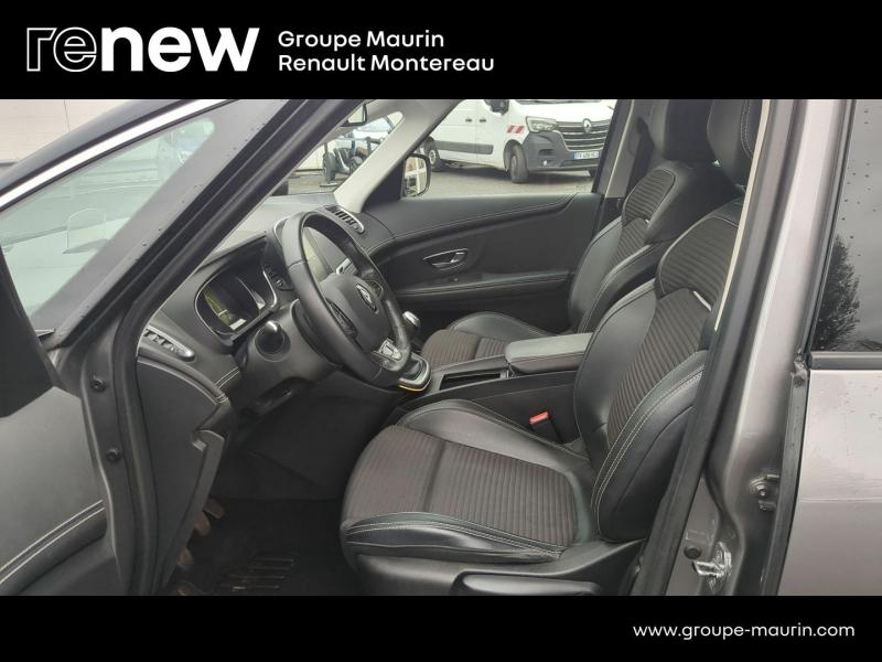 Photo 10 de l’annonce de RENAULT Scenic d’occasion à vendre à VARENNES SUR SEINE