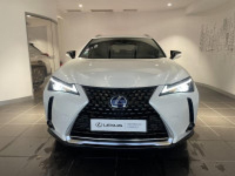 Photo 3 de l’annonce de LEXUS UX d’occasion à vendre à AUBIÈRE