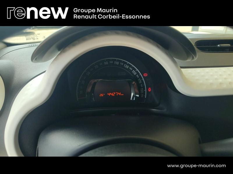 Photo 10 de l’annonce de RENAULT Twingo d’occasion à vendre à CORBEIL-ESSONNES