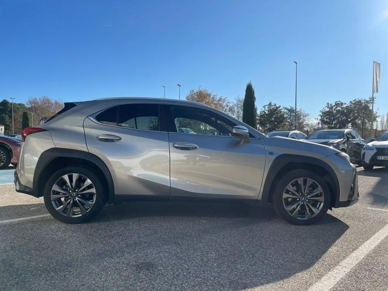 Photo 6 de l’annonce de LEXUS UX d’occasion à vendre à MONTFAVET