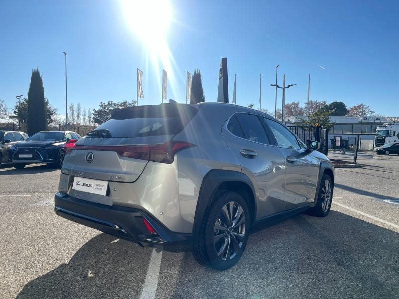 Photo 5 de l’annonce de LEXUS UX d’occasion à vendre à MONTFAVET