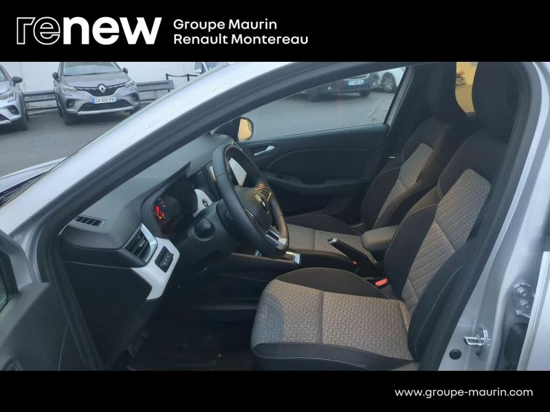 Photo 11 de l’annonce de RENAULT Clio d’occasion à vendre à VARENNES SUR SEINE