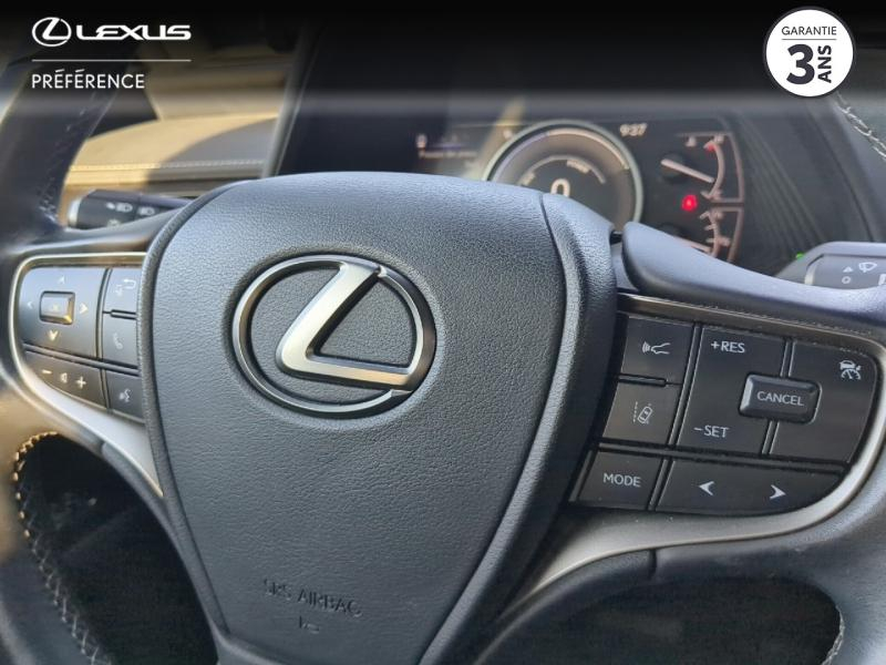 Photo 18 de l’annonce de LEXUS UX d’occasion à vendre à LATTES