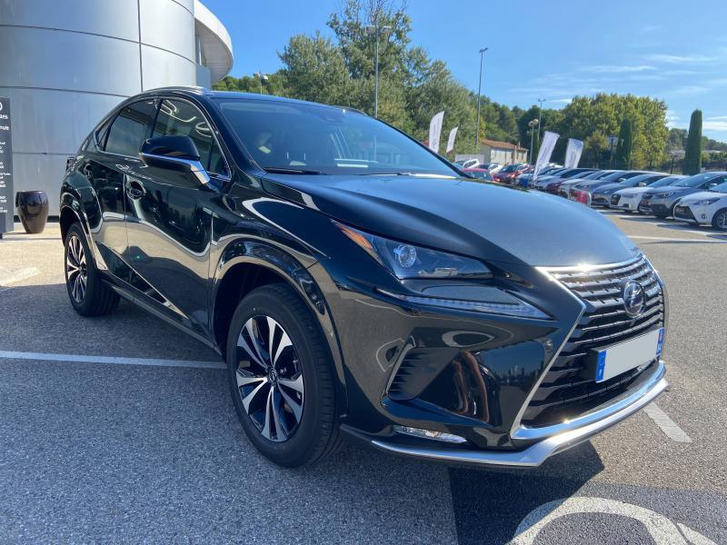 Photo 4 de l’annonce de LEXUS NX d’occasion à vendre à MONTFAVET