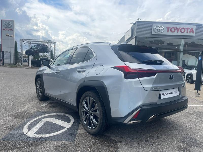 Photo 3 de l’annonce de LEXUS UX d’occasion à vendre à MONTFAVET