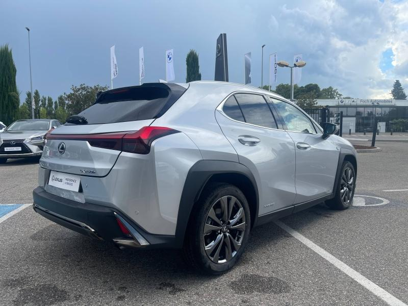 Photo 5 de l’annonce de LEXUS UX d’occasion à vendre à MONTFAVET