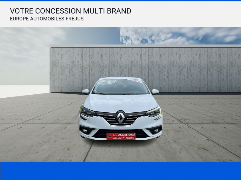 Photo 4 de l’annonce de RENAULT Megane d’occasion à vendre à Fréjus