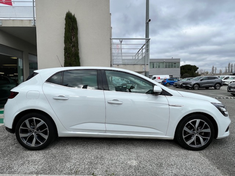 Photo 18 de l’annonce de RENAULT Megane d’occasion à vendre à Fréjus