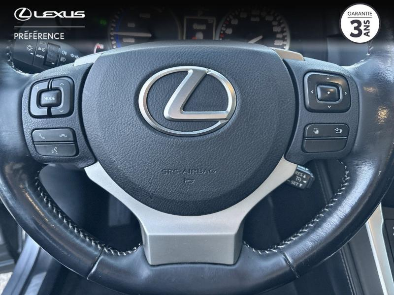 Photo 10 de l’annonce de LEXUS NX d’occasion à vendre à MONTFAVET