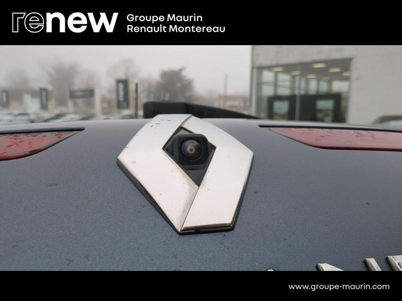 Photo 14 de l’annonce de RENAULT Megane d’occasion à vendre à VARENNES SUR SEINE