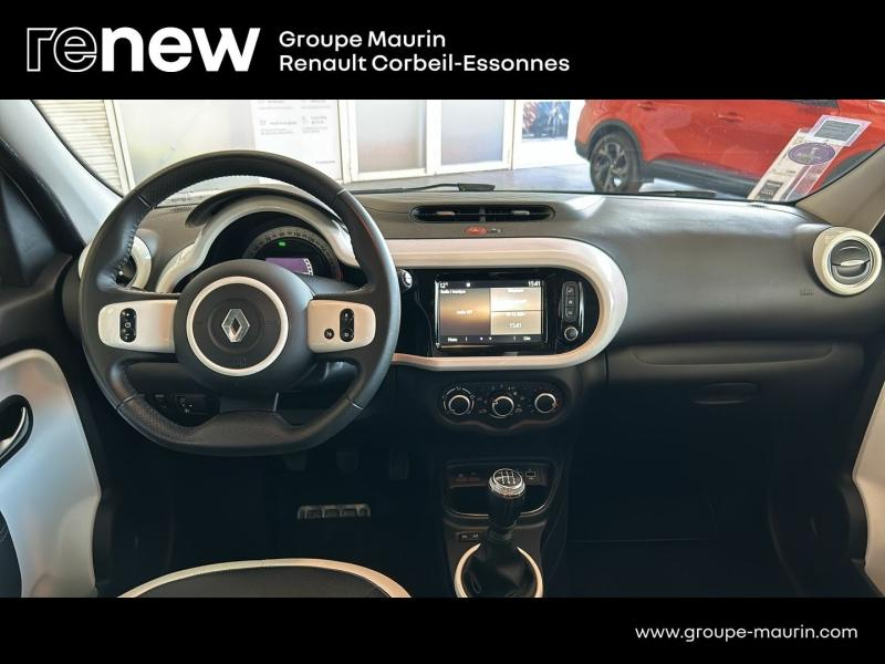 Photo 15 de l’annonce de RENAULT Twingo d’occasion à vendre à CORBEIL-ESSONNES