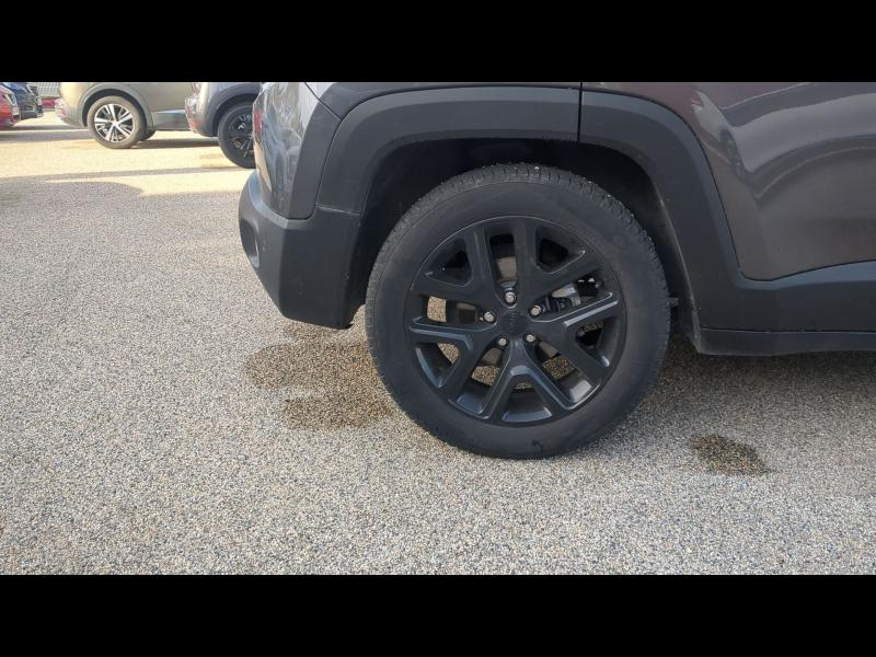 Photo 4 de l’annonce de JEEP Renegade d’occasion à vendre à BOLLÈNE