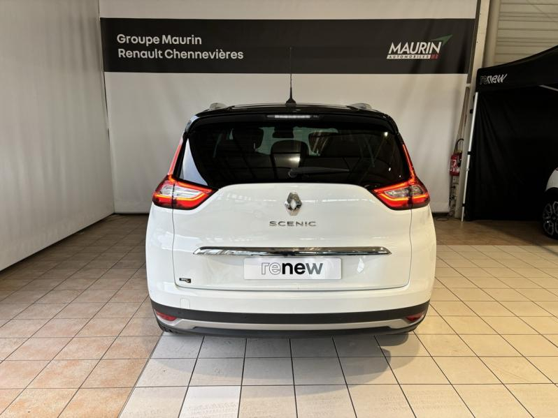 Photo 6 de l’annonce de RENAULT Scenic d’occasion à vendre à CHENNEVIÈRES-SUR-MARNE