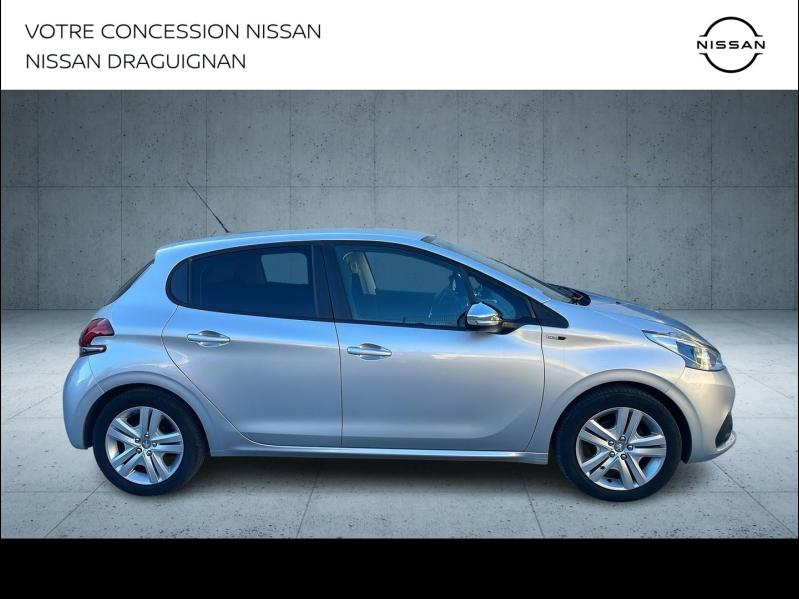 Photo 4 de l’annonce de PEUGEOT 208 d’occasion à vendre à DRAGUIGNAN