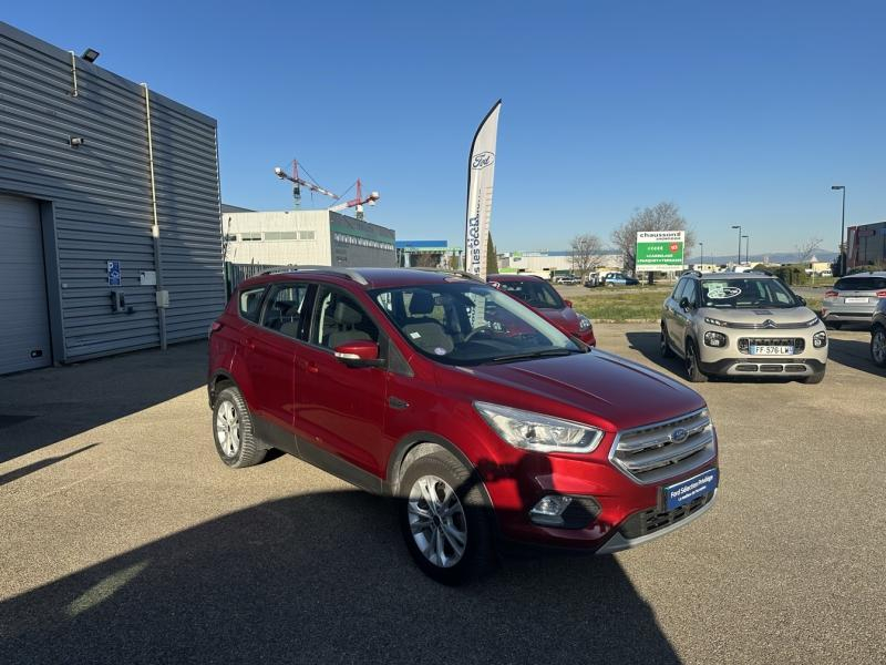 Photo 4 de l’annonce de FORD Kuga d’occasion à vendre à ORANGE