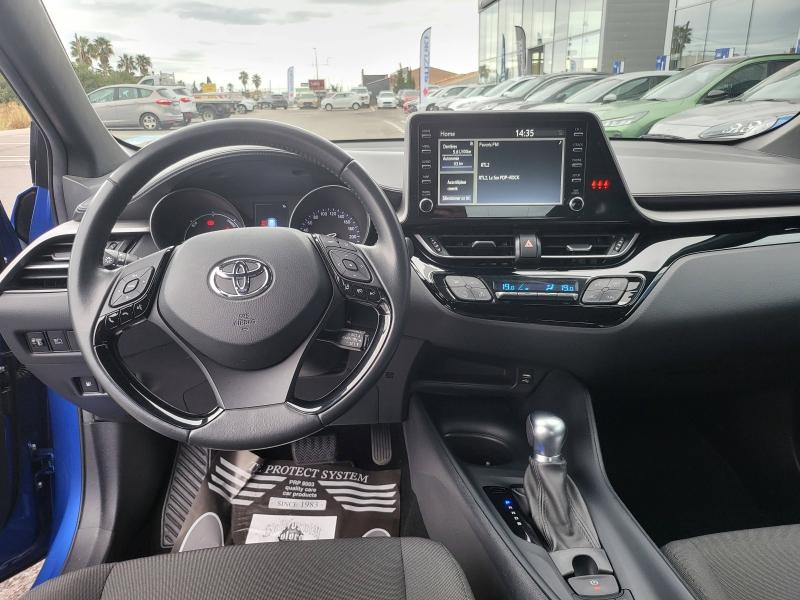 Photo 14 de l’annonce de TOYOTA C-HR d’occasion à vendre à FRÉJUS