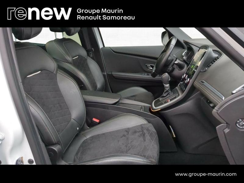 Photo 17 de l’annonce de RENAULT Grand Scenic d’occasion à vendre à SAMOREAU