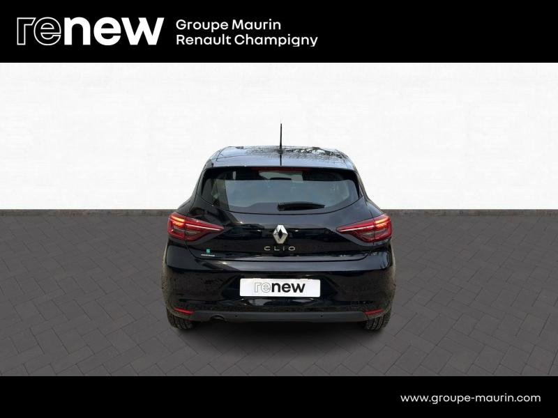 Photo 4 de l’annonce de RENAULT Clio d’occasion à vendre à CHAMPIGNY-SUR-MARNE