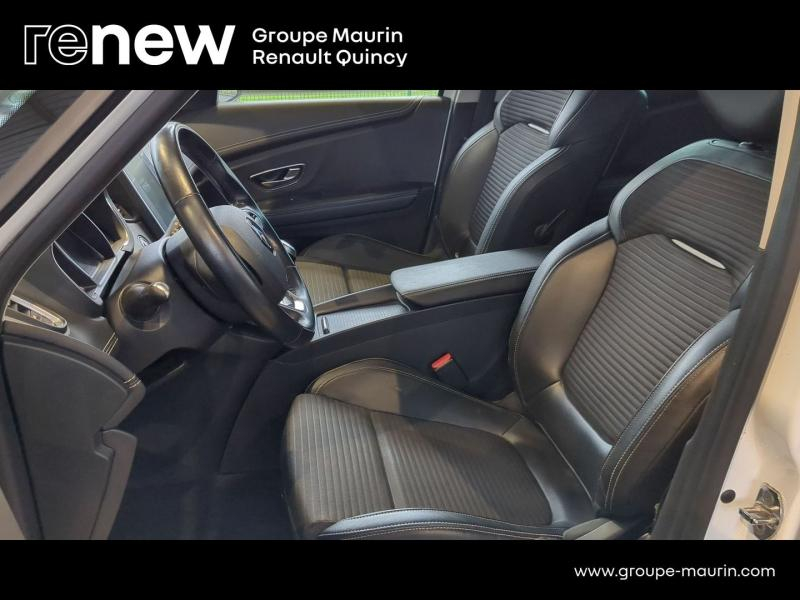 Photo 10 de l’annonce de RENAULT Scenic d’occasion à vendre à QUINCY-SOUS-SÉNART