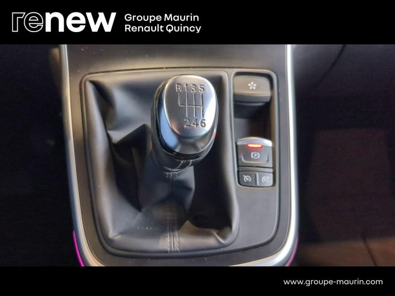 Photo 18 de l’annonce de RENAULT Scenic d’occasion à vendre à QUINCY-SOUS-SÉNART