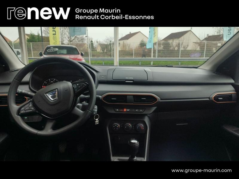 Photo 11 de l’annonce de DACIA Sandero d’occasion à vendre à CORBEIL-ESSONNES