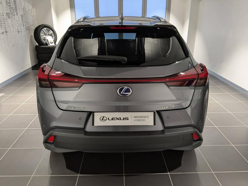 Photo 12 de l’annonce de LEXUS UX d’occasion à vendre à AUBIÈRE