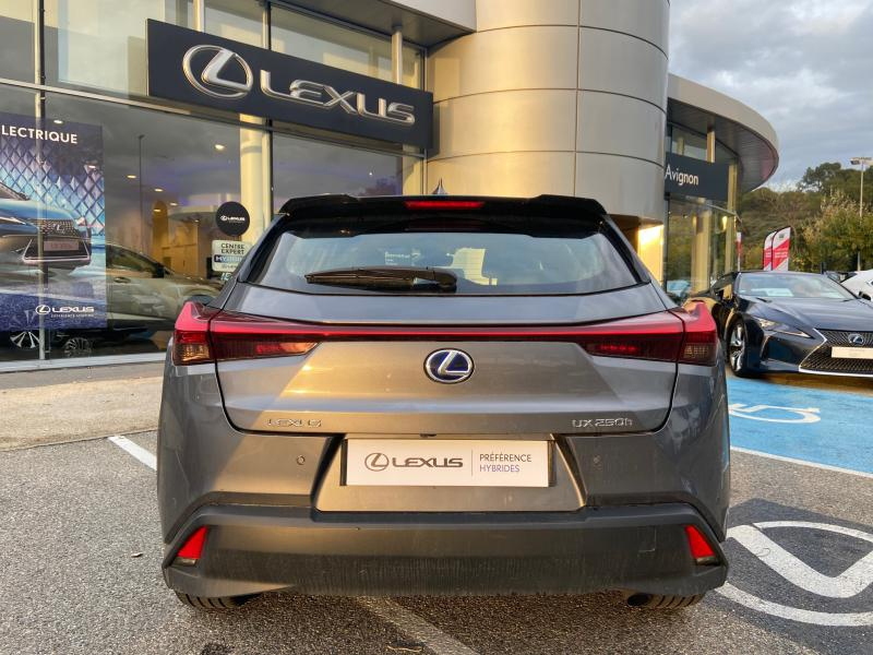 Photo 20 de l’annonce de LEXUS UX d’occasion à vendre à MONTFAVET