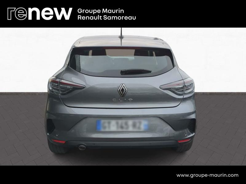 Photo 5 de l’annonce de RENAULT Clio d’occasion à vendre à SAMOREAU