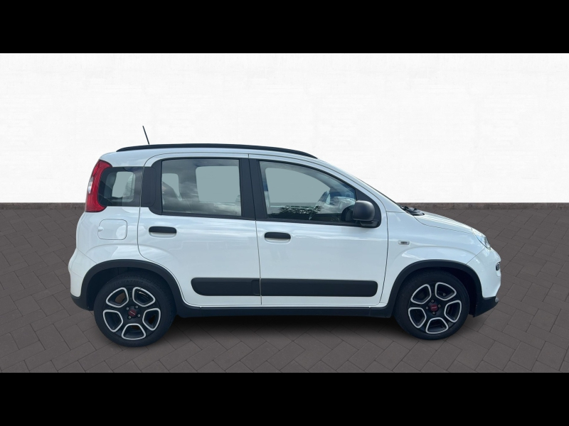 Photo 6 de l’annonce de FIAT Panda d’occasion à vendre à BELLERIVE-SUR-ALLIER