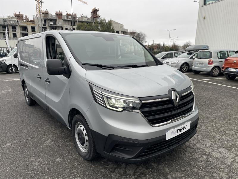 Photo 3 de l’annonce de RENAULT Trafic Fg VUL d’occasion à vendre à CHENNEVIÈRES-SUR-MARNE