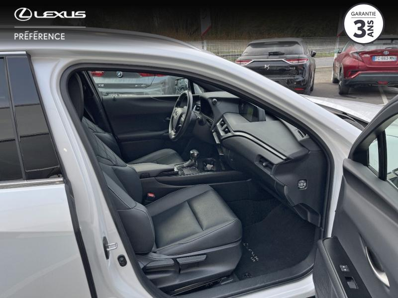 Photo 6 de l’annonce de LEXUS UX d’occasion à vendre à LATTES