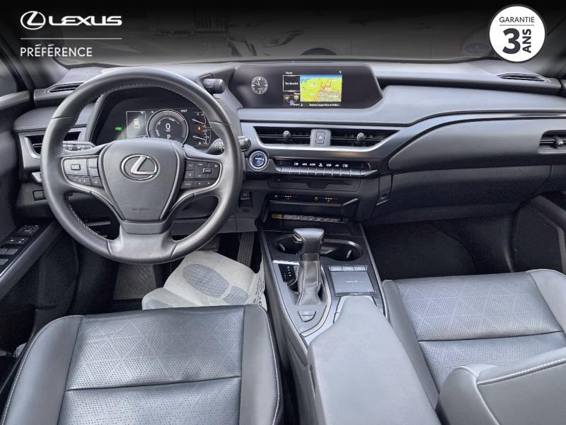 Photo 8 de l’annonce de LEXUS UX d’occasion à vendre à LATTES