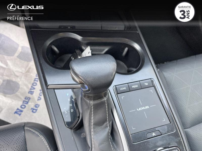 Photo 20 de l’annonce de LEXUS UX d’occasion à vendre à LATTES