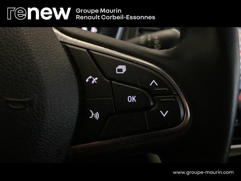 Photo 18 de l’annonce de RENAULT Megane d’occasion à vendre à CORBEIL-ESSONNES