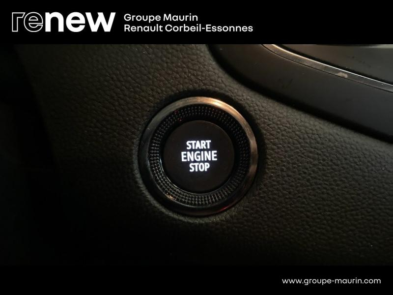 Photo 19 de l’annonce de RENAULT Megane d’occasion à vendre à CORBEIL-ESSONNES