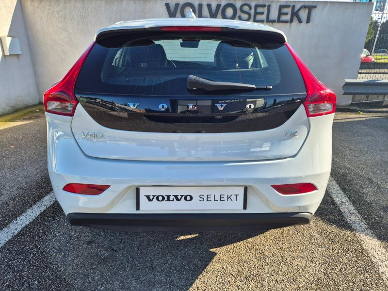 Photo 11 de l’annonce de VOLVO V40 d’occasion à vendre à AVIGNON